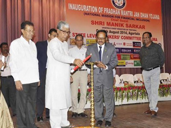 CM inaugurates Pradhan Mantri Jan Dhan Yojana in Tripura